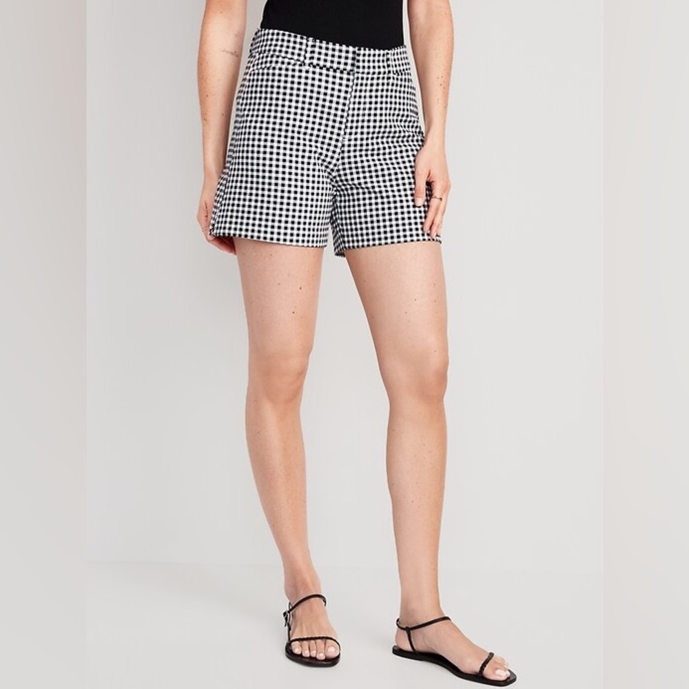 NWT OldNavy Pixie Black and White Gingham Shorts, sz 6